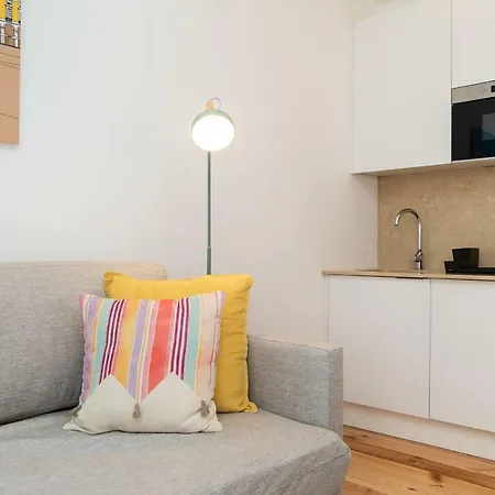 Modern Apt In Dt, 5mins To Martim Moniz Apartment Lissabon